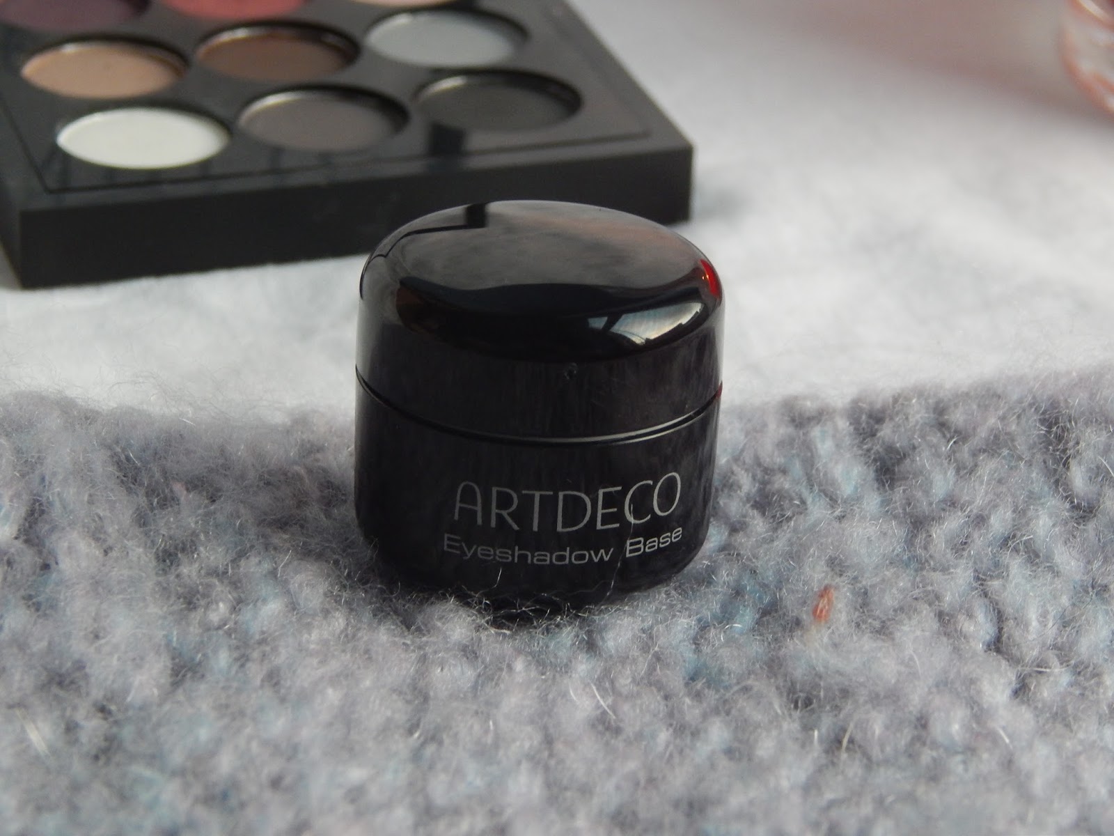 eyeshadow base artdeco, baza pod cienie, tania