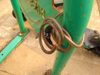 bike lock that has been cut