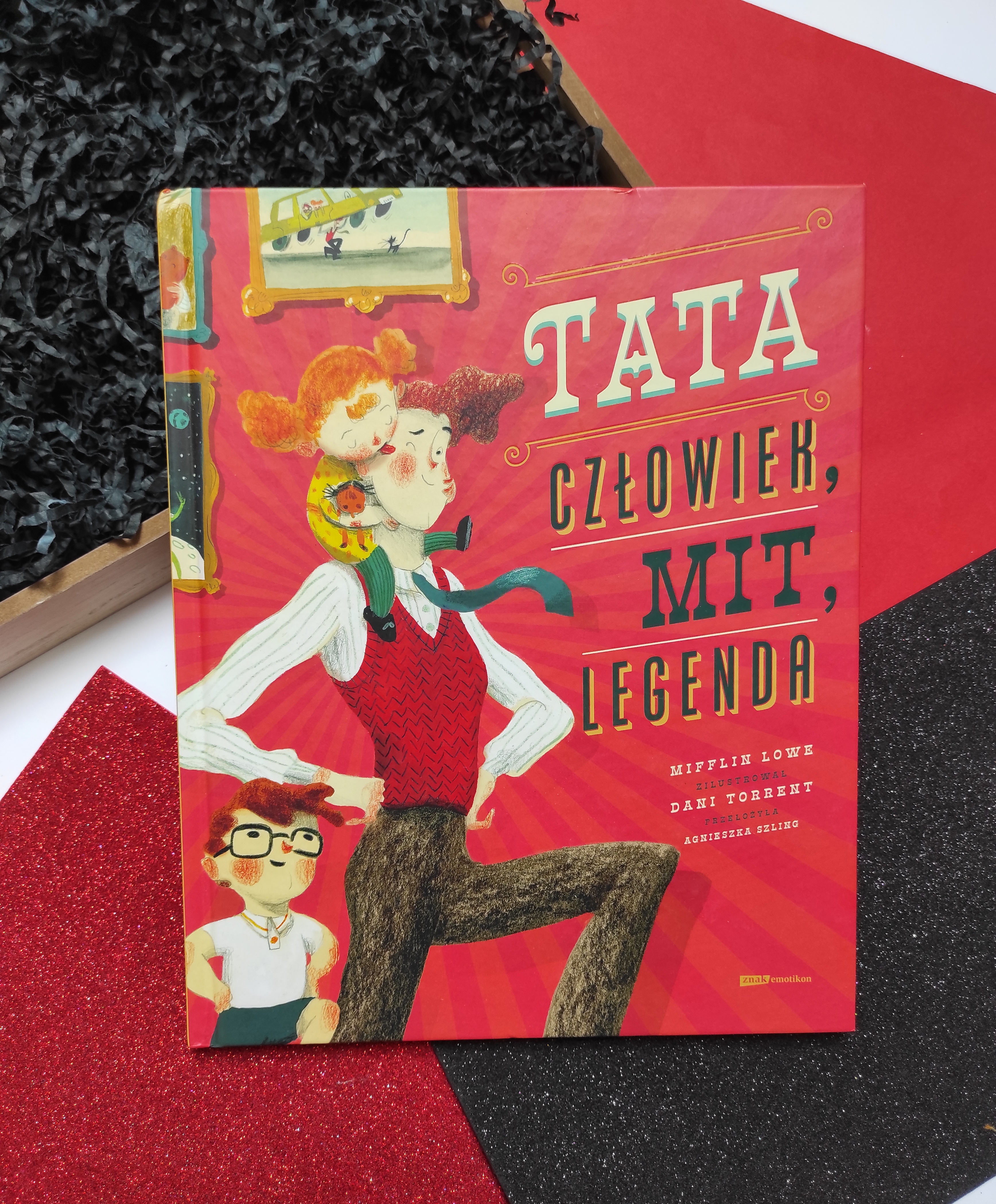 "Tata, człowiek, mit, legenda" Dani Torrent i Mifflin Lowe - recenzja