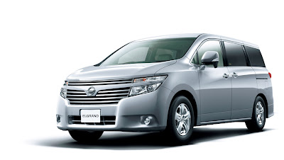 2011 Nissan Elgrand Official Photos