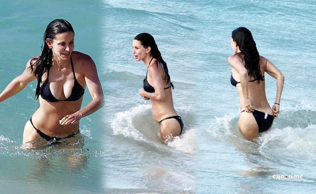 Courteney Cox Bikini Pics