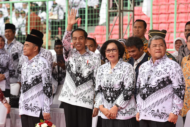 ALHAMDULILLAH, Jelang Ramadhan Jokowi Umumkan Pencairan THR Tahun 2023, Cek Disini Bun