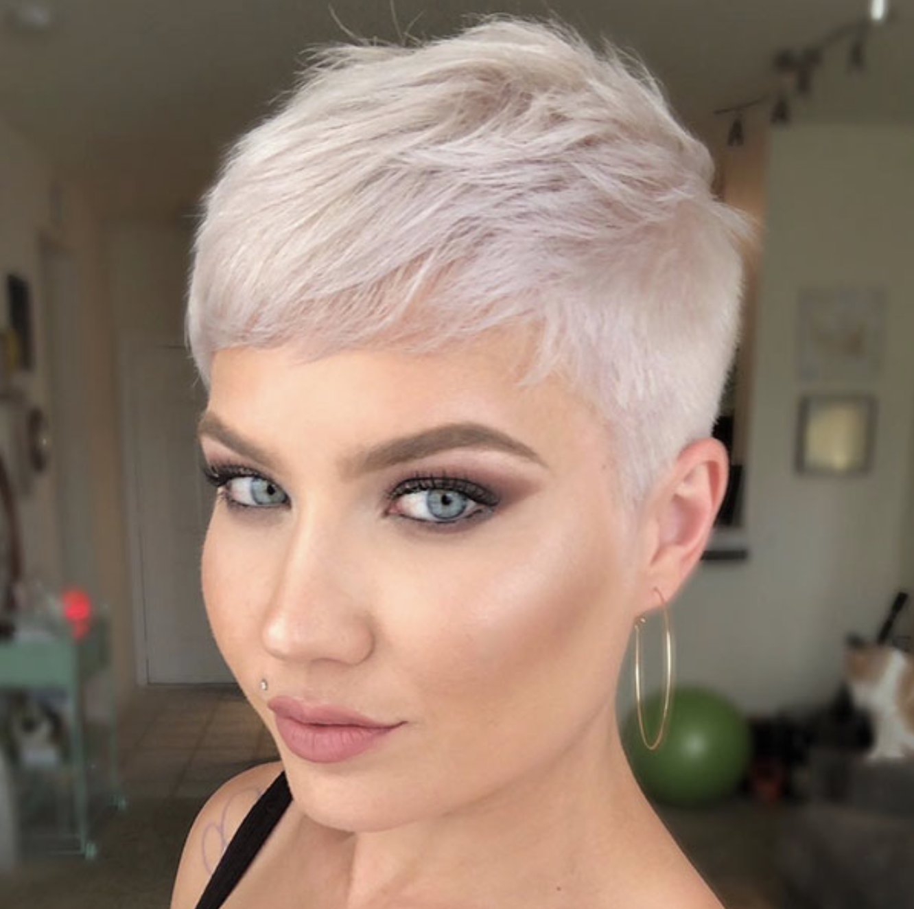 New Pixie Haircuts 2019 for Older Women ...