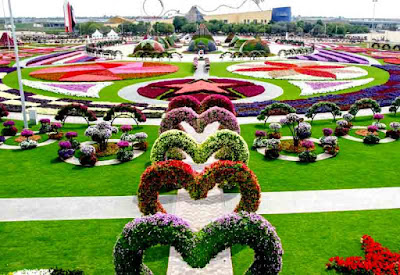 Most Beautiful Flower Garden in the World