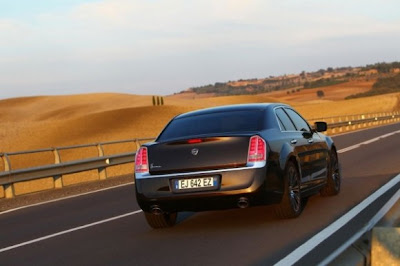 2012 Lancia Thema