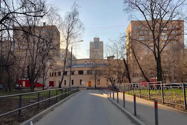 Новоалексеевская улица, проспект Мира, дворы, станция метро Алексеевская