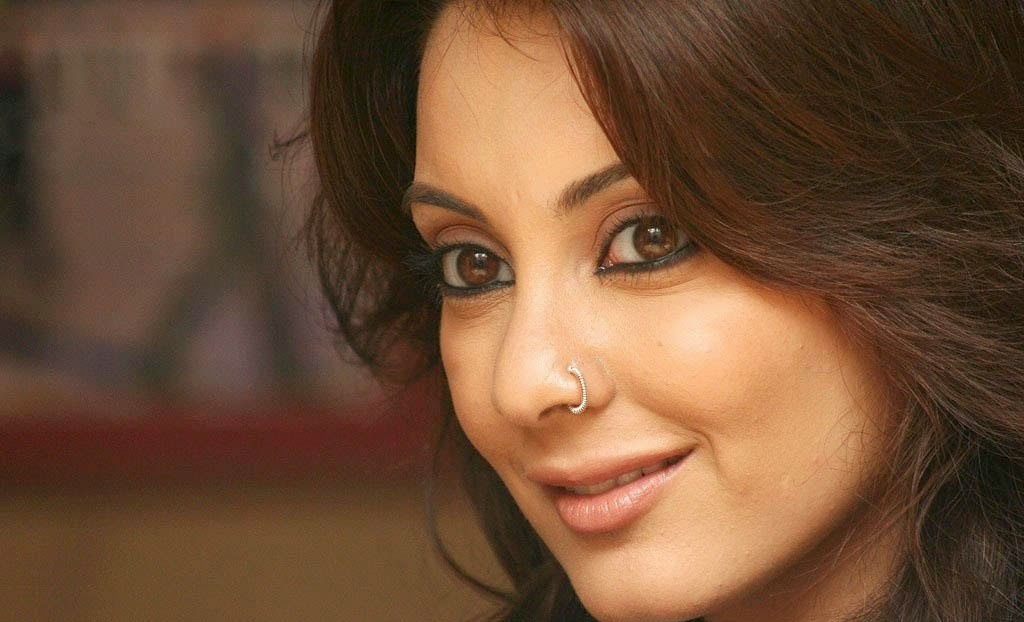 Minissha Lamba HD Wallpapers Free Download