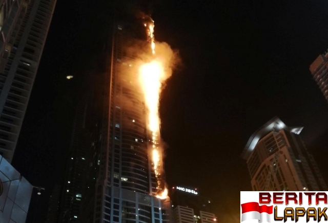 Heboh! Gedung Tertinggi di Dunia di Dubai Terbakar