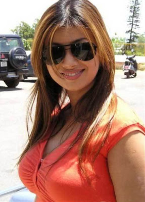 biography ayesha takia