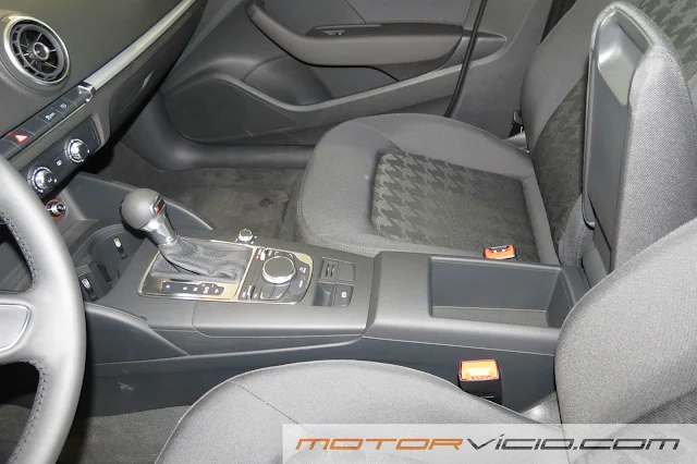 Novo Audi A3 2014 - interior