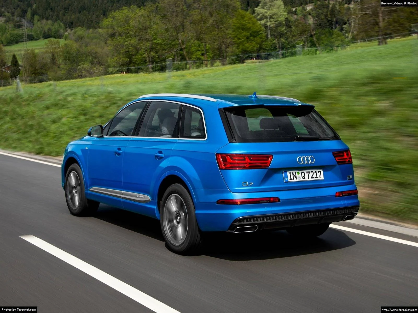 Hình ảnh xe ô tô Audi Q7 2016 & nội ngoại thất