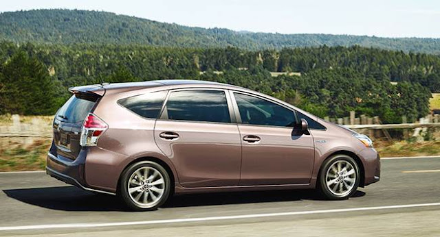 2016 Toyota Prius V Redesign