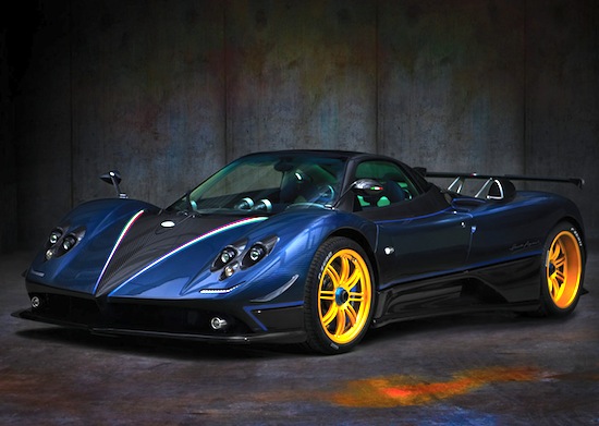 Pagani Automobili created the Pagani Zonda Tricolore a tribute to the