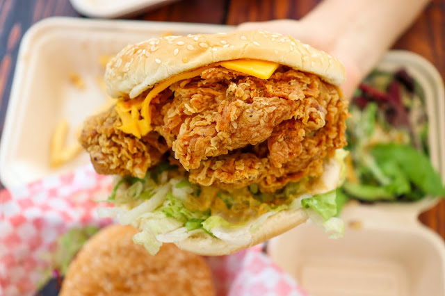 zinger burger, fried chicken sandwich