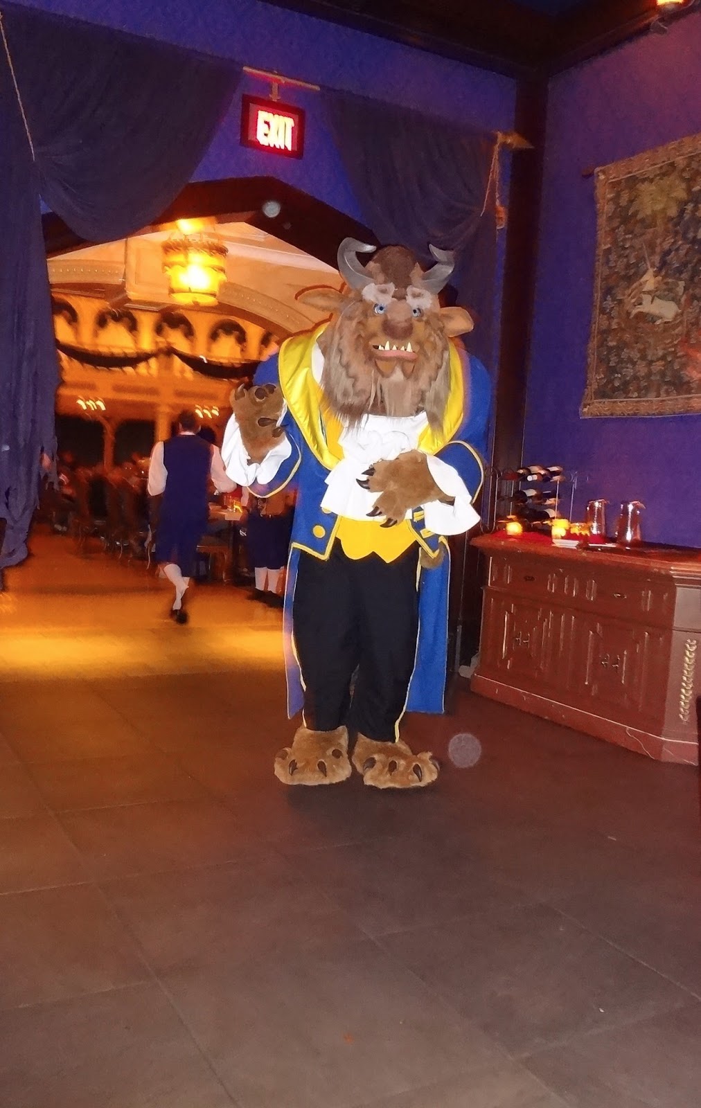 Mama Monday Be Our Guest Review Main Street Tales