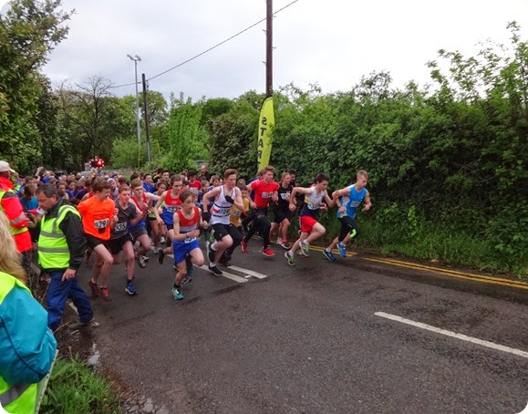 Start of Under 18s race
