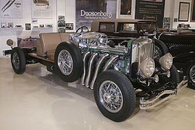 Jay Leno’s Enormous Car Collection Seen On www.coolpicturegallery.net