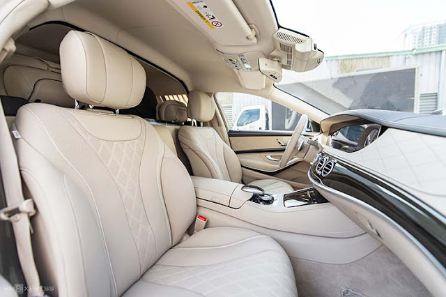 Mercedes-Maybach S650 Pullman – limousine ba khoang cho khách Việt