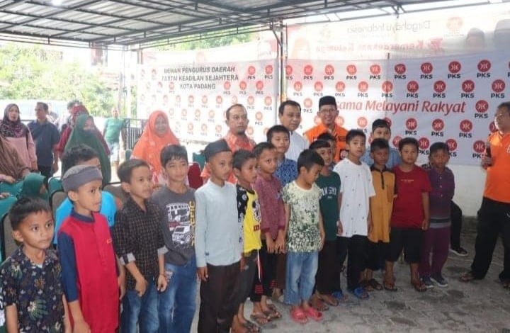 Gelar Sunatan Massal, PKS Kota Padang Bantu Warga Jalankan Sunnah Rasulullah