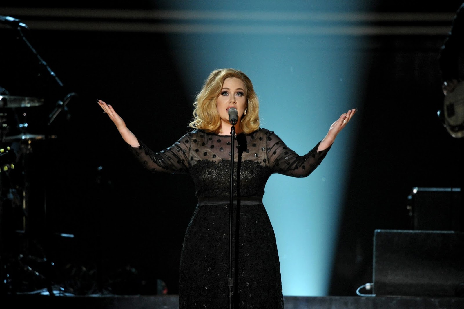 Adele Cute HQ Photos at 54th Annual GRAMMY Awards Show ~ HQ Celebrity ...