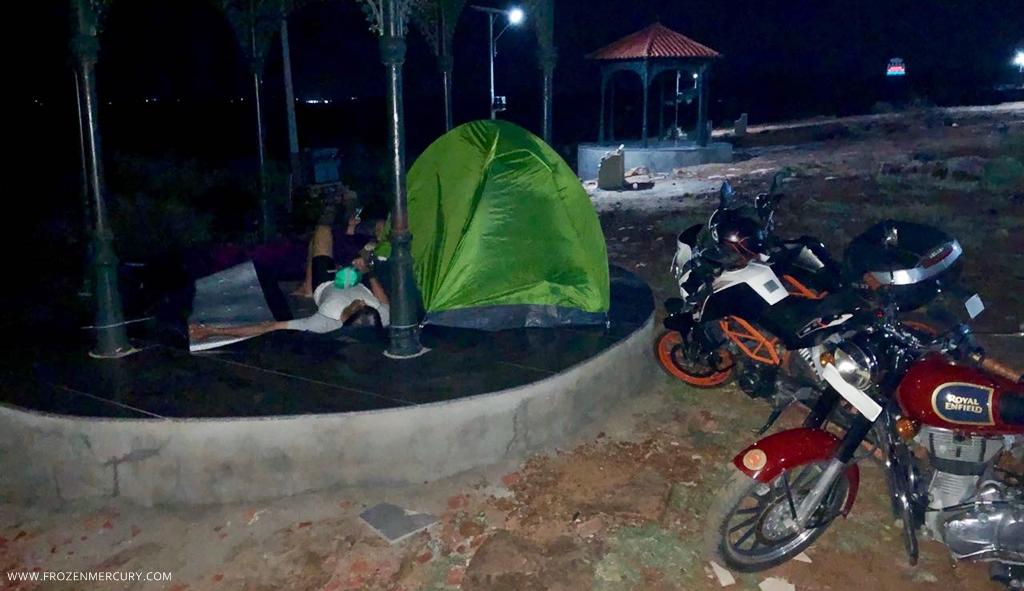 Camp out in Gandikota