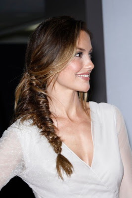 minka kelly hair