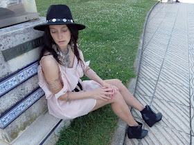 fashion, moda, look, outfit, blog, blogger, walking, penny, lane, streetstyle, style, estilo, trendy, rock, boho, chic, cool, casual, ropa, cloth, garment, inspiration, fashionblogger, art, photo, photograph, Avilés, oviedo, gijón, asturias, hat, summer, verano, etnico, ethnic, vestido, dress, western, chifon, francia, france, landas, boucau,