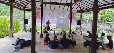 Pelatihan Videografi Oleh Dosen Universitas Perjuang Republik Indonesia Fakultas Teknik Prodi Teknik Informatika