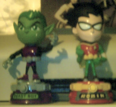 Super Deformed Beast Boy and Robin figures from Bandai