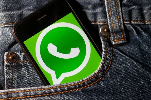 WhatsApp's New Update Aims to Rival Apple's AirDrop in Cross-Device File Sharing