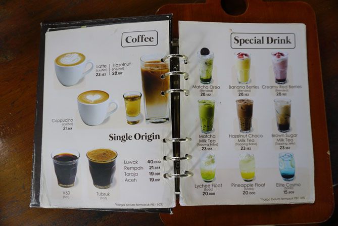 Menu minuman dan harga di Wedang Kopi Prambanan