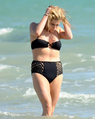 kesha bikini photos. rocks Kesha+ikini+pics