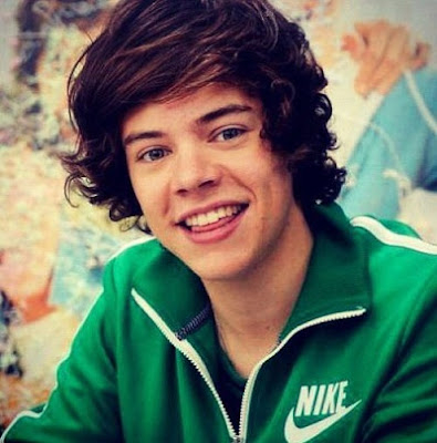 HARRY STYLES ONE DIRECTION HAIRCUTS 2012