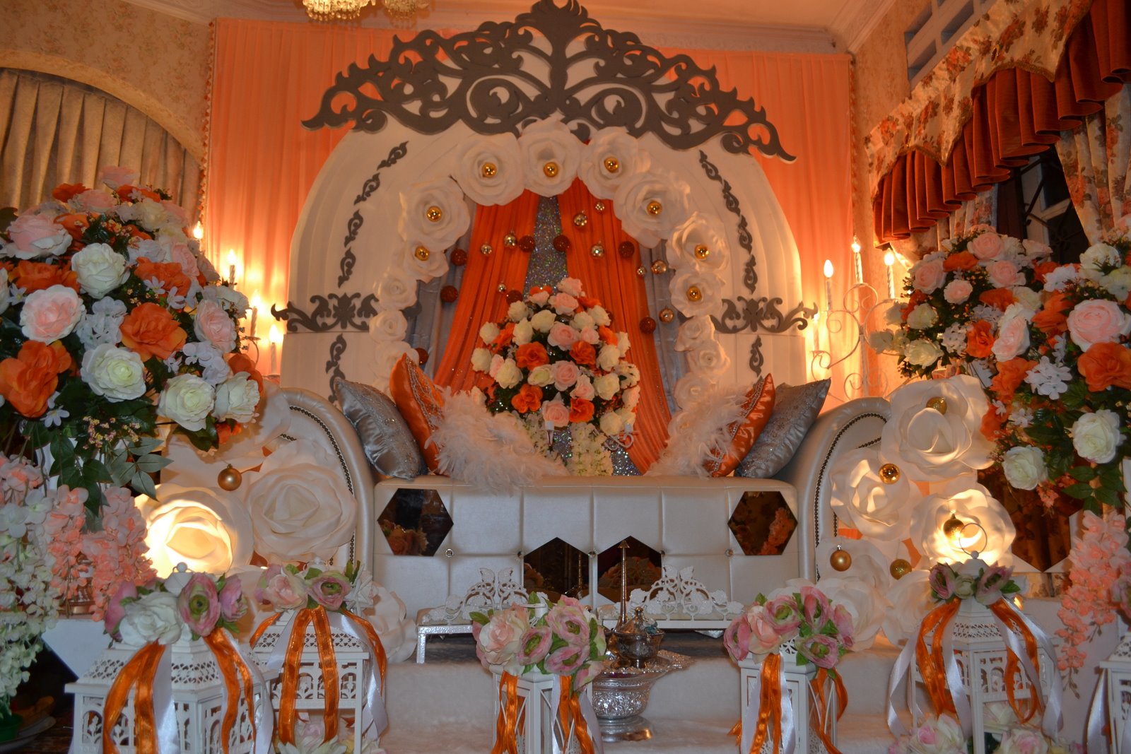 Pelamin Atiqah pada 24hb Dec 2011 di Batu  gajah  Inai 