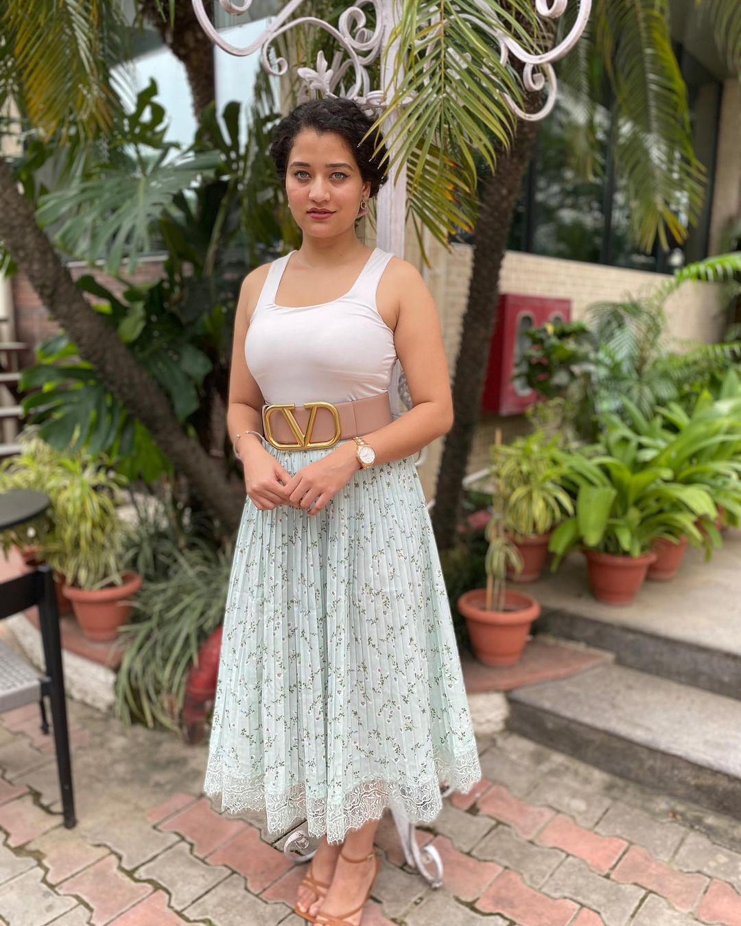 Shweta Sharma in White Outfit- Instagram Photos Images Wallpapers