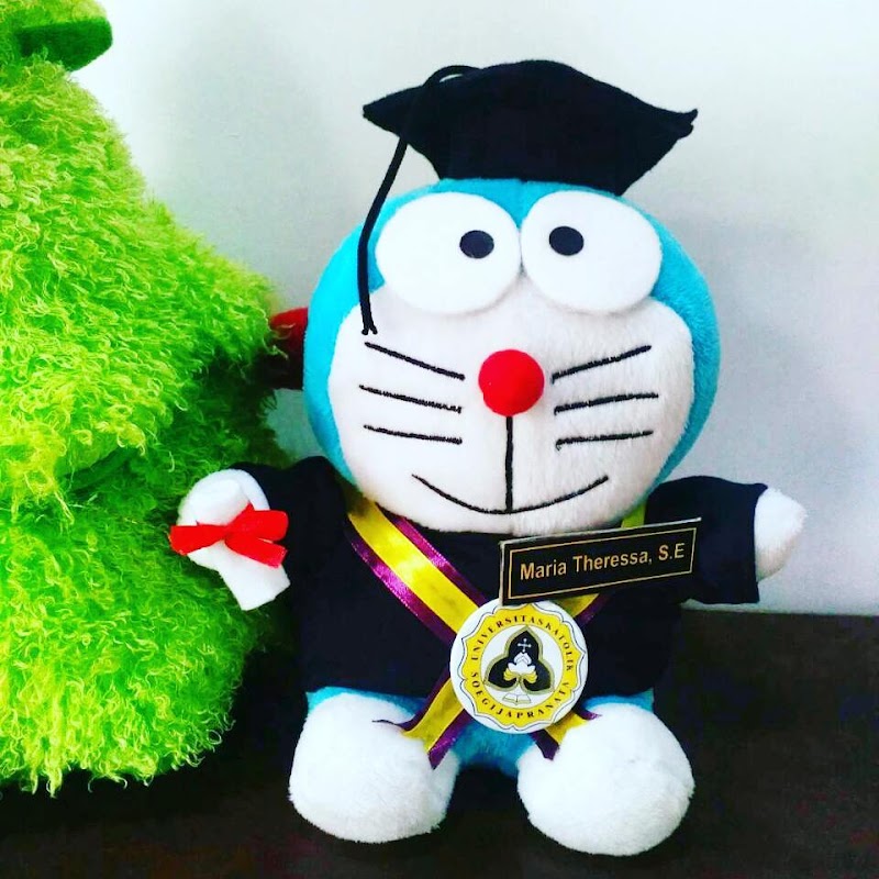23+ Foto Boneka Doraemon Wisuda
