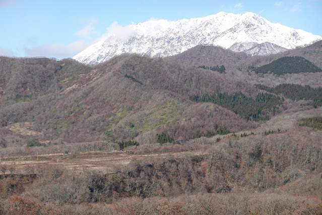 岡山県真庭市の蒜山下徳山 鬼女台展望休憩所からの眺望