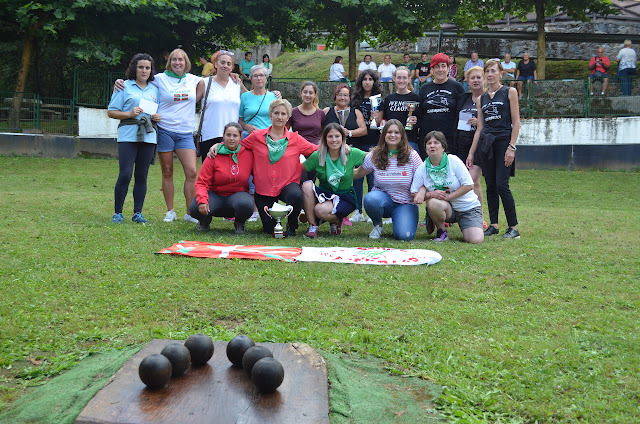 concurso de bolos a cachete femenino de El Regato