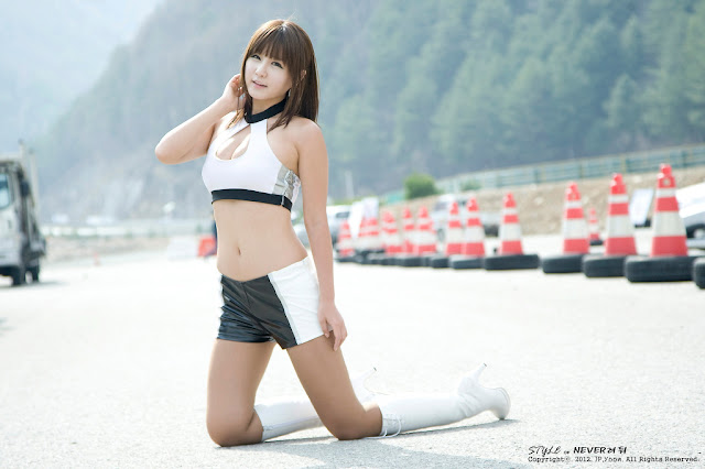 2 Korea GT Grand Prix 2012 Round 1 Teaser-very cute asian girl-girlcute4u.blogspot.com