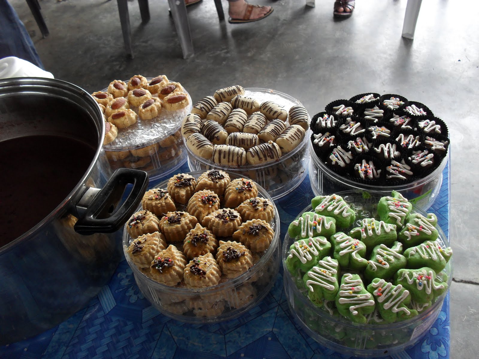 Family Catering: Kuih Muih Moden