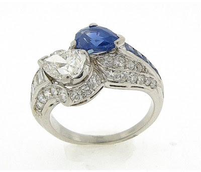 Antique Ring Kashmir Sapphire and Diamond 