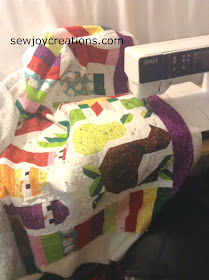 quilting jolly christmas quilt pfaff sewing machine