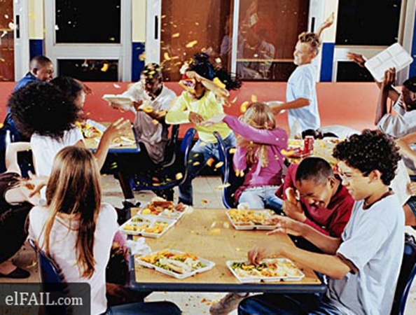 niños-por-guerra-de-comida