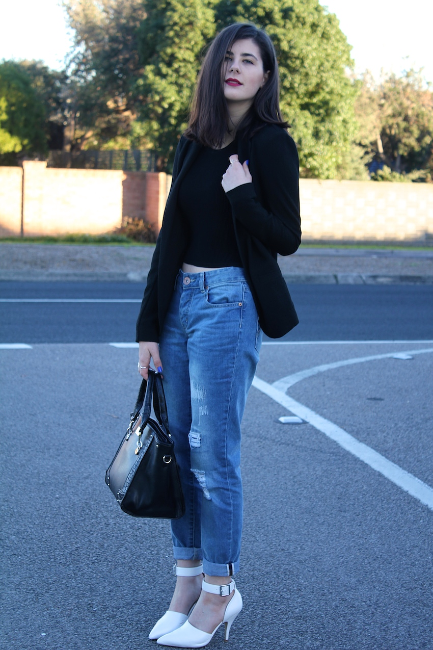likeaharte, like a harte, blogger, melbourne blogger, bloggers wearing boyfriend jeans, how to wear boyfriend jeans, how to wear boyfriend jeans with heels, boyfriend jeans and heels, australian blogger, fashion bloggers, boyfriend jeans bloggers, ivana, ivana petrovic, cotton on boyfriend jeans, cotton on, glassons, glassons ribbed crop, target australia, target blazer, forever new, forever new bag, asos australia, asos, asos heels, white pointed heels, chanell heels faith, red lips pale skin dark hair, melbourne fashion blogger, personal style blog, fashion blog, australian fashion blog, melbourne fashion blog, 