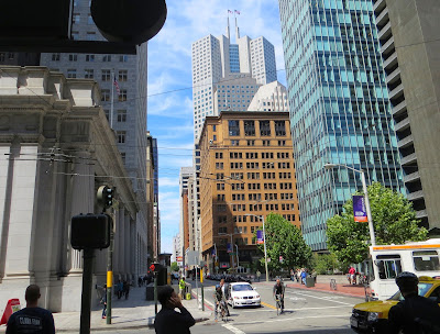 San Francisco, sullo sfondo il 345 California Center