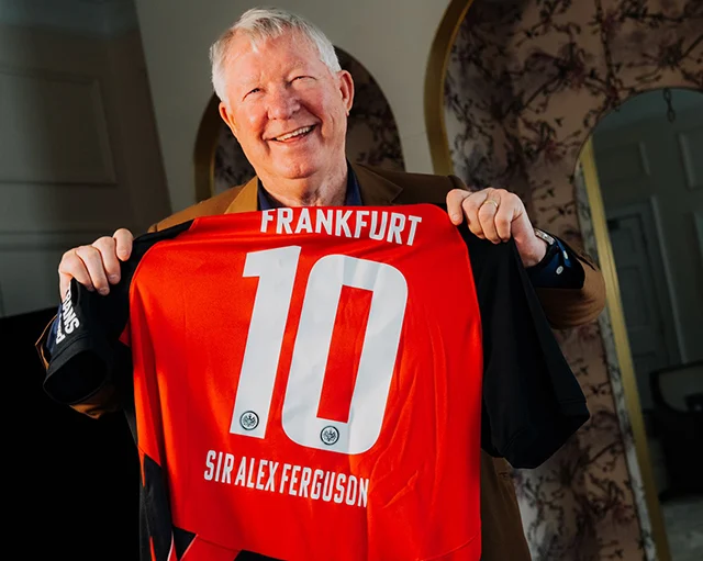 Sir Alex Ferguson becomes life member of surprising club