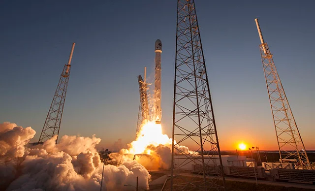 Επιτυχής εκτόξευση του πυραύλου Falcon 9 για τη SpaceX [Βίντεο]