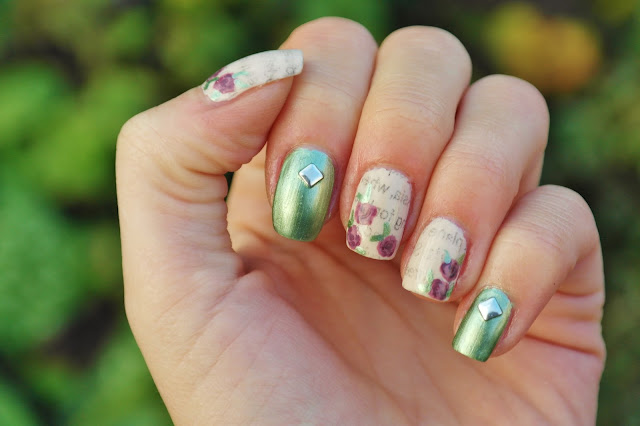 newpaper print nail art