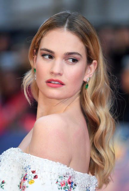 Lily James Height, Weight, Age, Body Measurement, Net Worth, Facts 