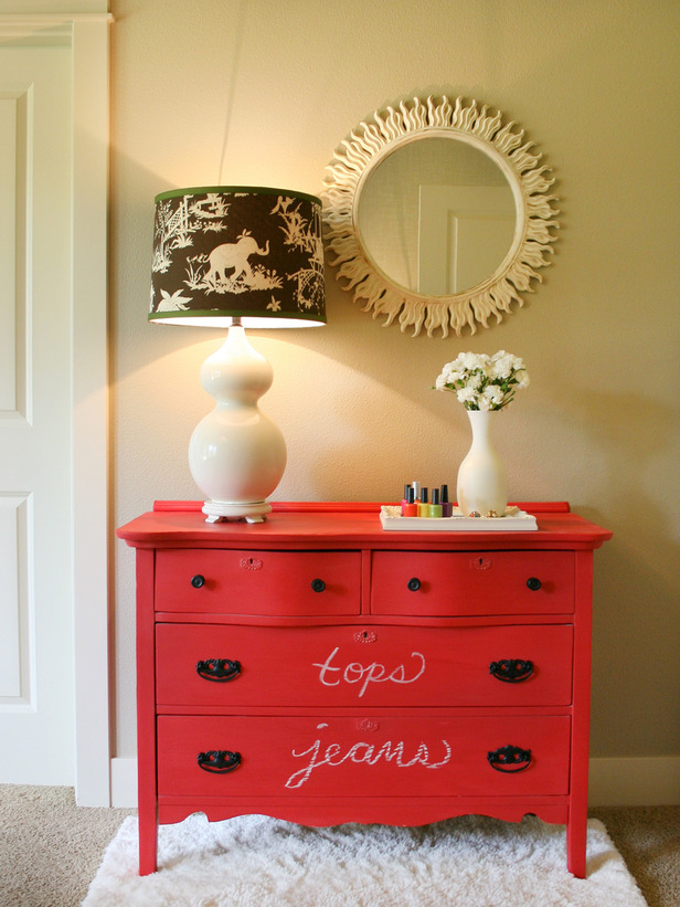 DIY Chalkboard Dresser